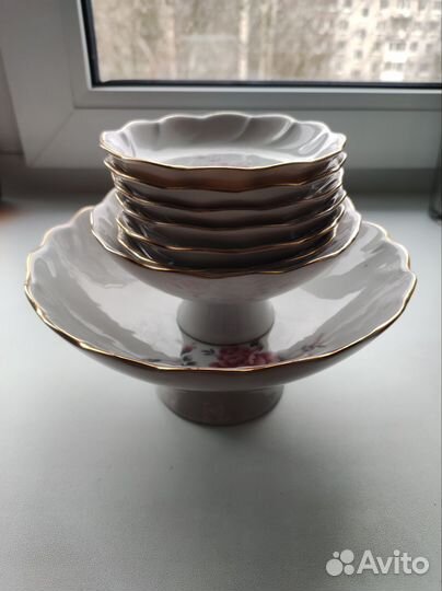 Столовый набор СССР конфетницы,розетки,тарелки