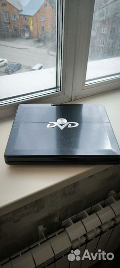 Портативный телевизор, видеопроигрыватель dvd