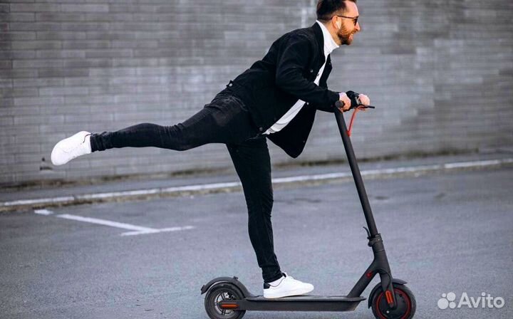 Скаут по обслуживанию электросамокатов