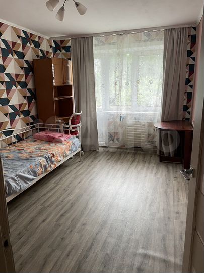 2-к. квартира, 47 м², 3/5 эт.