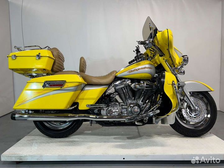 Harley Davidson Electra Glide Год 2005