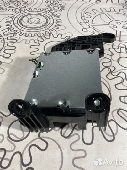 TV-тюнер Volkswagen Passat B7 2.0D 2012