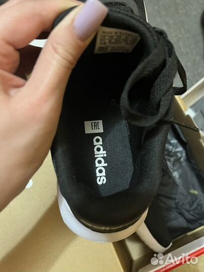 Кроссовки женские Adidas