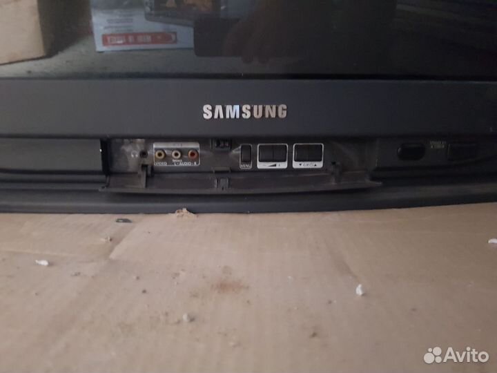 Телевизор samsung