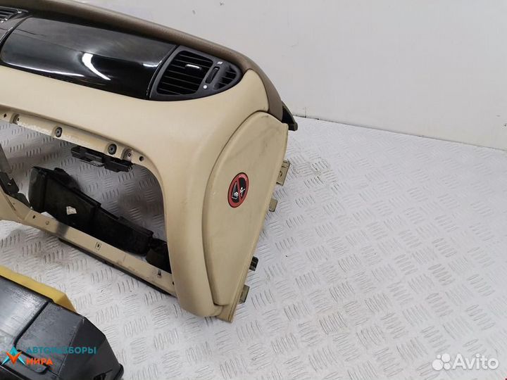 Панель передняя салона (торпедо) Jaguar X-Type