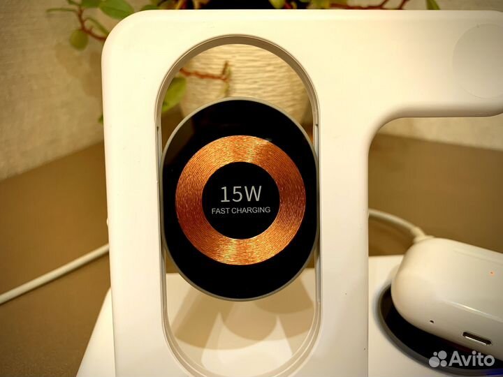 Беспроводная зарядка 4в1