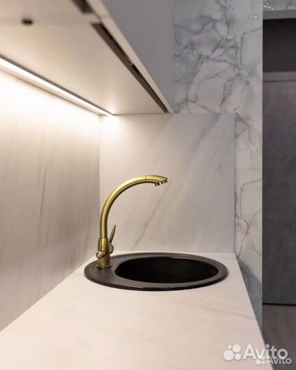 Кухня на заказ угловая и прямая