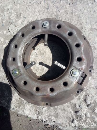 Корзина сцепления паз