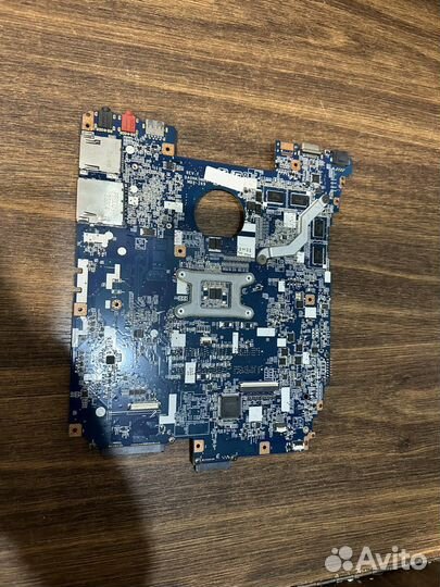 Мать sony sve151 hm76 + radeon 7650m