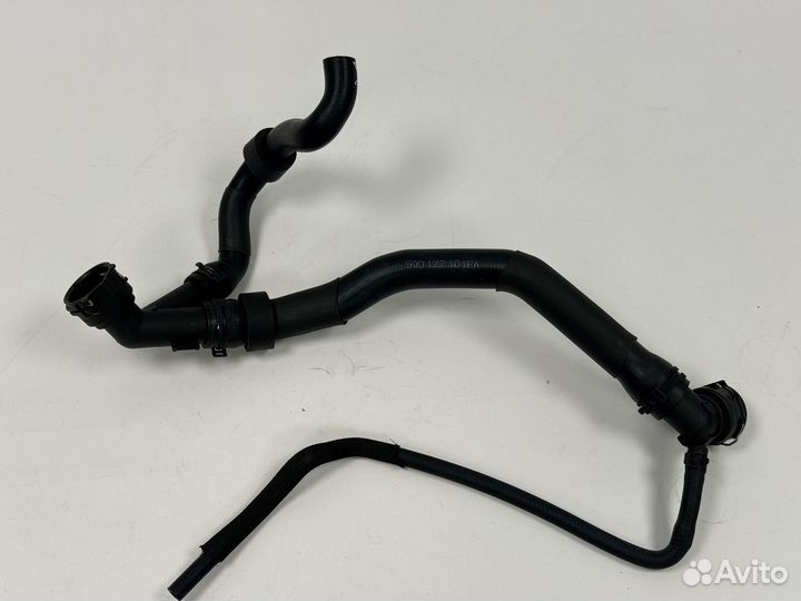 Патрубок системы охлаждения на VAG