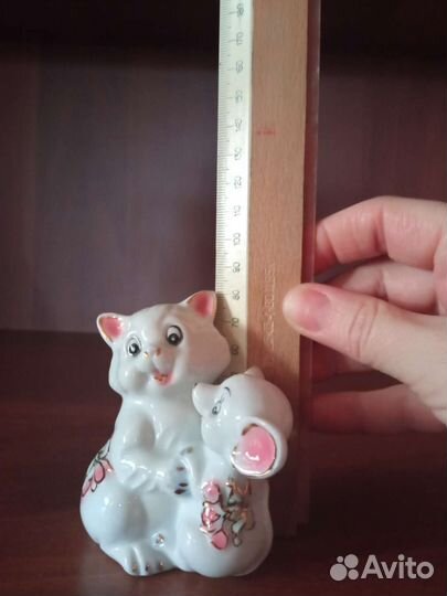 Фарфоровые статуэтки