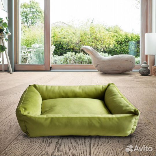 Домик, лежанка для собак и кошек