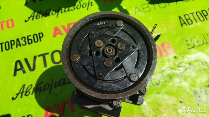 Компрессор кондиционера Renault Duster