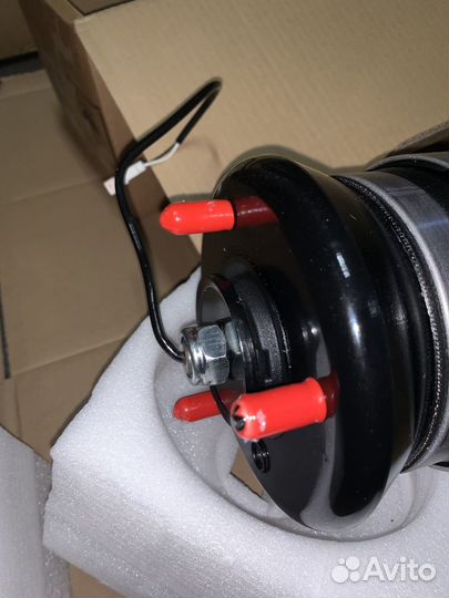 Пневмостойка передняя Range Rover Sport L320