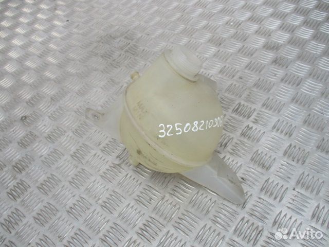 Расширительный бачок ford BK21-8K218-AH