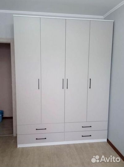 Шкаф распашной на заказ