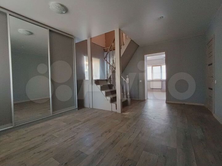 Дом 114 м² на участке 5 сот.