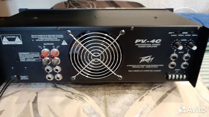 Усилитель мощности серии Professional Peavey PV-4C