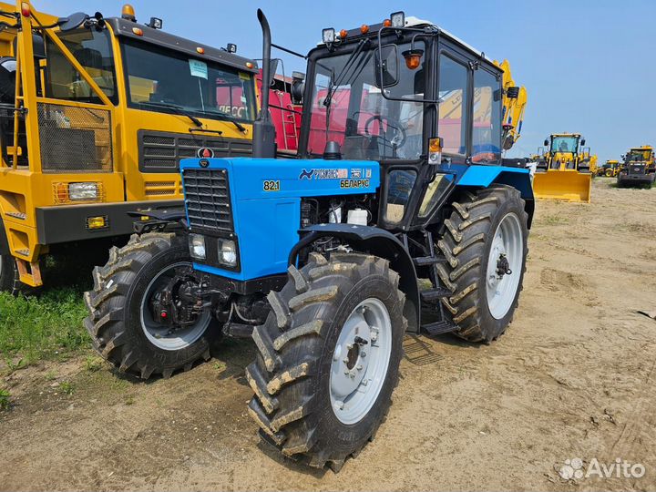 Трактор МТЗ (Беларус) 82.1, 2023