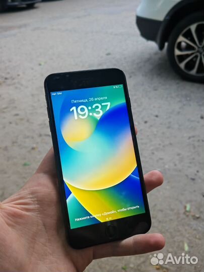 iPhone 8 Plus, 128 ГБ
