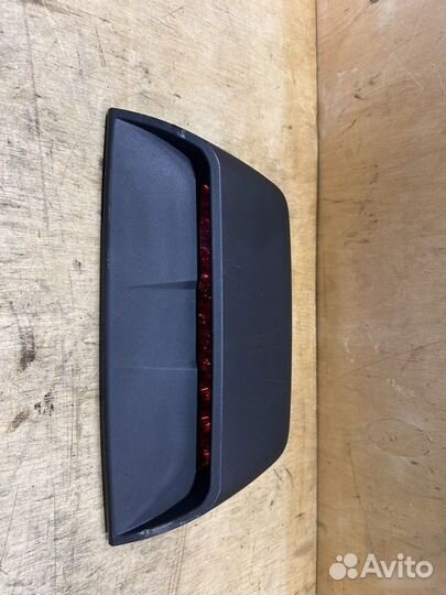 Дополнительный стоп-сигнал Chevrolet Cruze