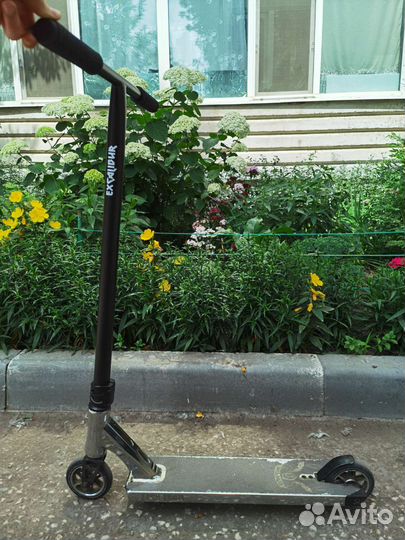 Трюковой самокат