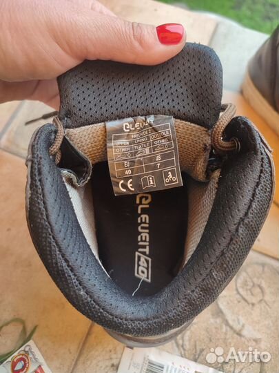 Мотоботинки женские 39 размер