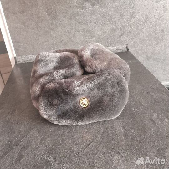 Мужская зимняя шапка ушанка