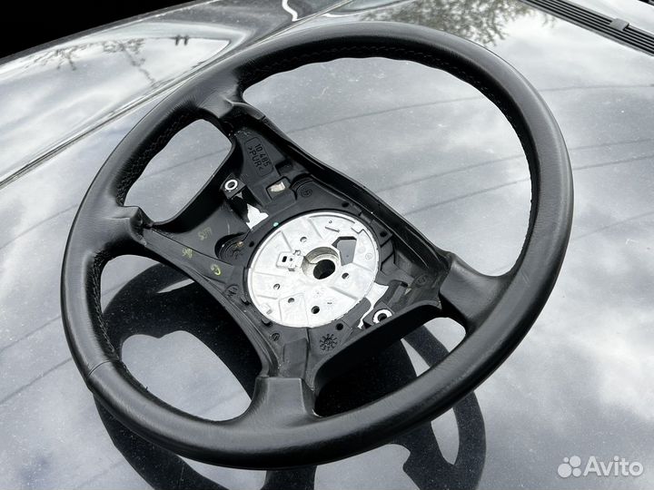 Руль дорестайлинг BMW E38