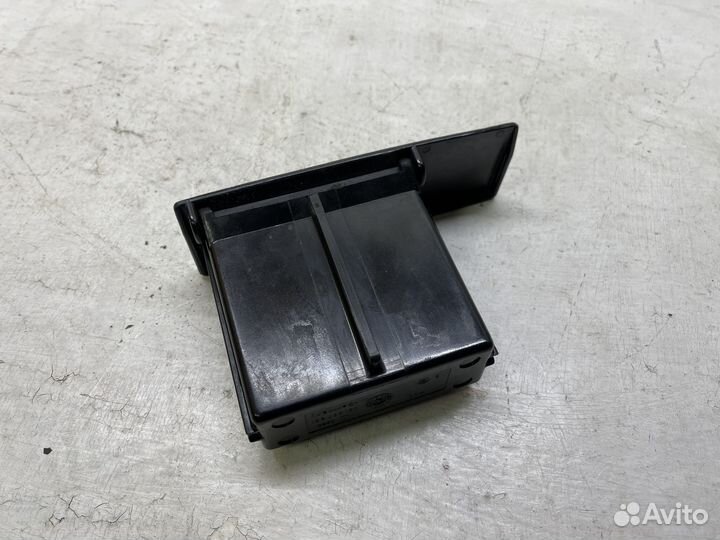 Пепельница передняя для Volkswagen Golf 2