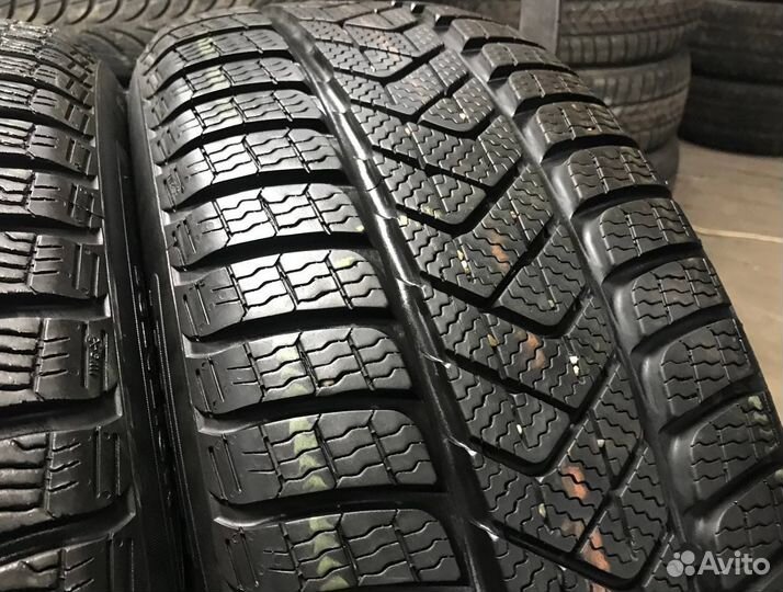 Pirelli Winter Sottozero 3 225/55 R18