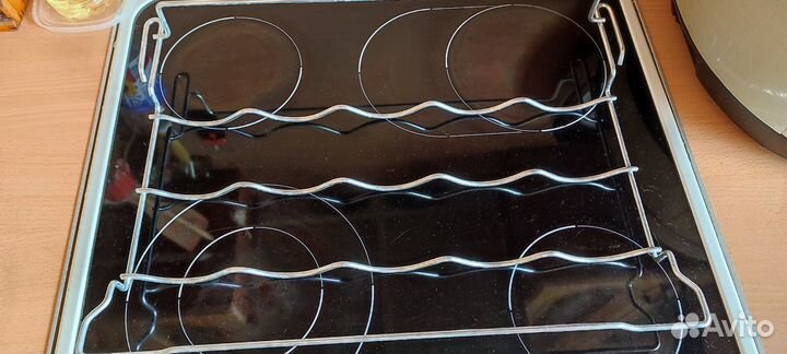 Полка для холодильника beko(под бутылки)