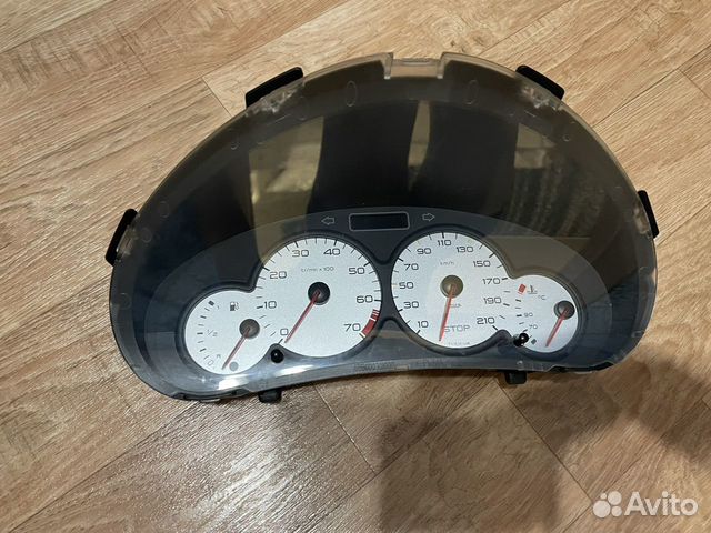 Приборная панель