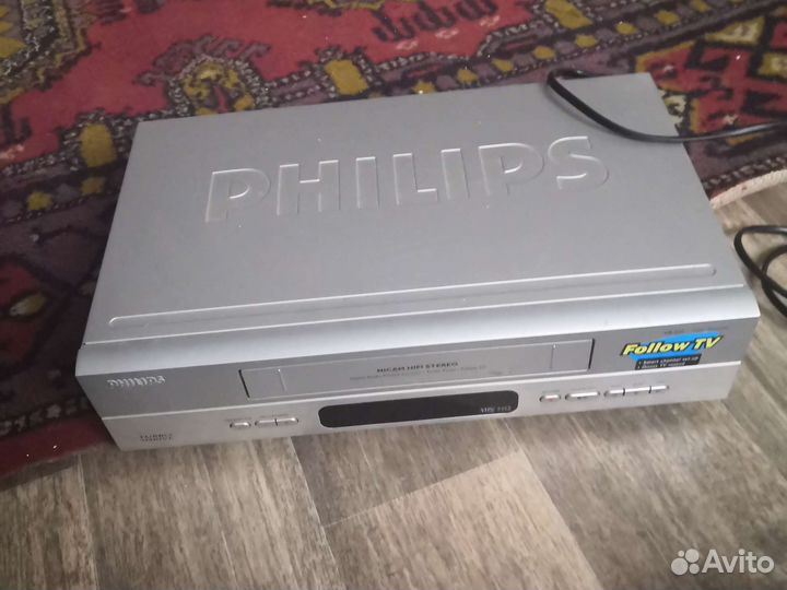 Видеомагнитофон