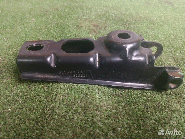 Кронштейн двигателя Renault Logan 1.6 2017