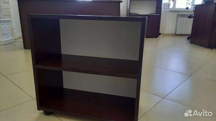 Полки уневерсальные