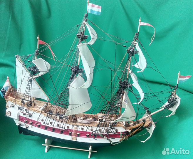 Модель корабля 