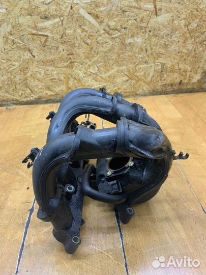 Коллектор впускной Ford Focus 2 hwda 2007