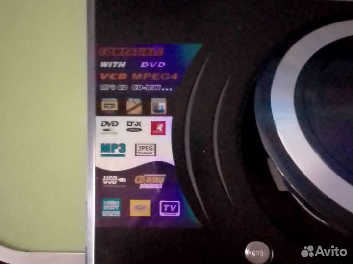 Портативный двд,тв, проигрыватель