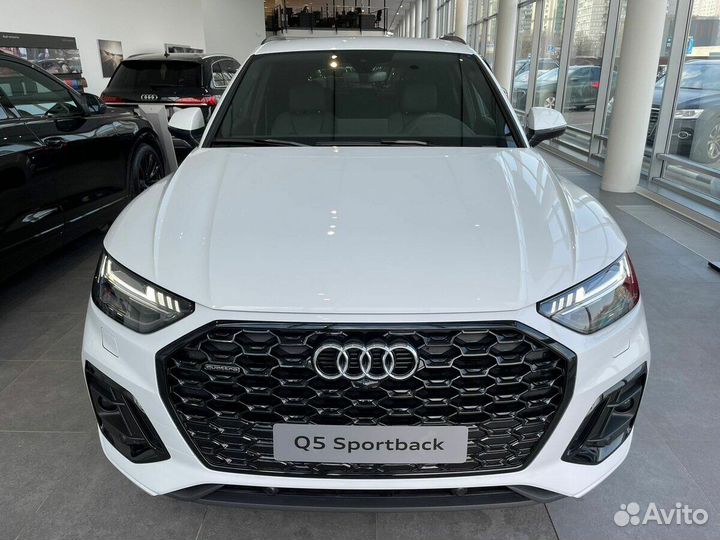 Audi Q5 Sportback 2.0 AMT, 2022