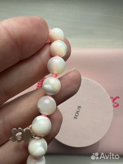 Браслет розовая нить перламутр Tous