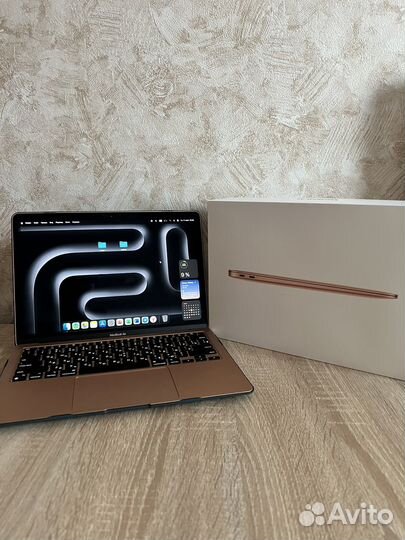 Macbook air M1 2020 8/256 GB