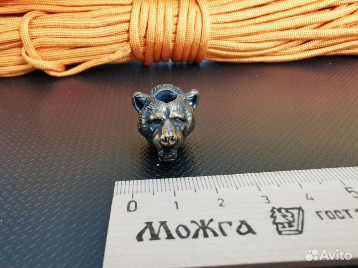 Бусина на темляк рука зомби