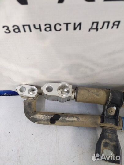 Трубка кондиционера (шланг) передняя Toyota Land