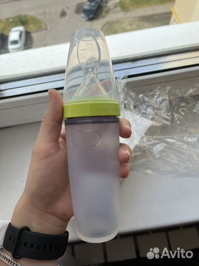 Бутылочка с ложкой для прикорма