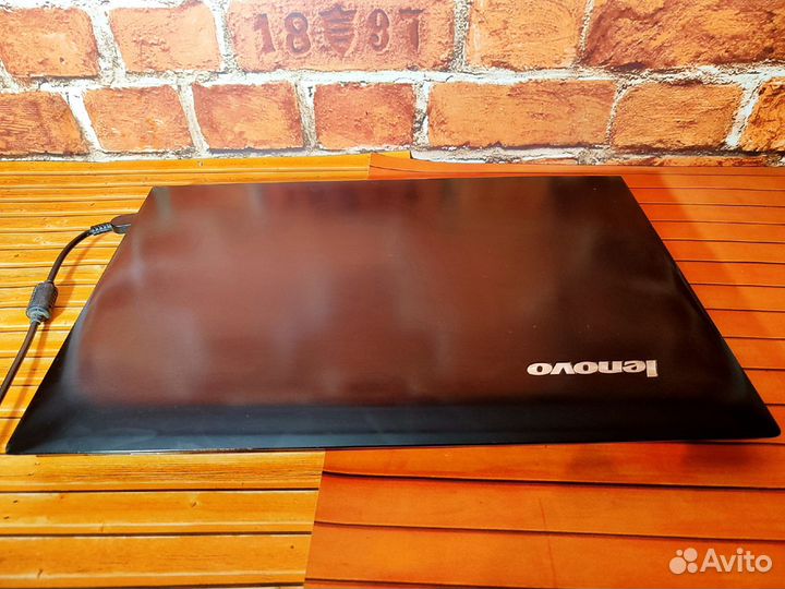 Lenovo B50-30 - Celeron 2830 \ 2 Озу \ 320 HDD