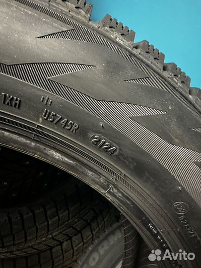 Pirelli Formula Ice 225/55 R18 102T