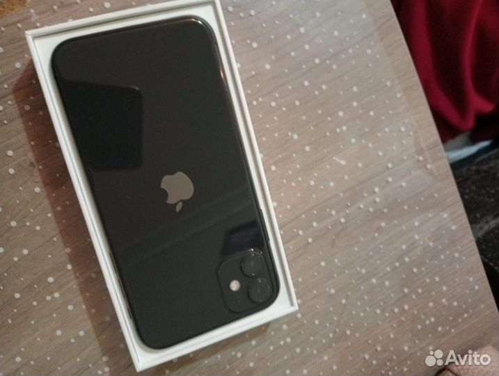 iPhone 11, 128 ГБ