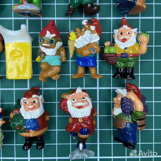 Киндер серия Гномы 12 месяцев