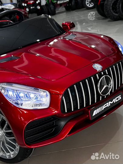 Детский электромобиль